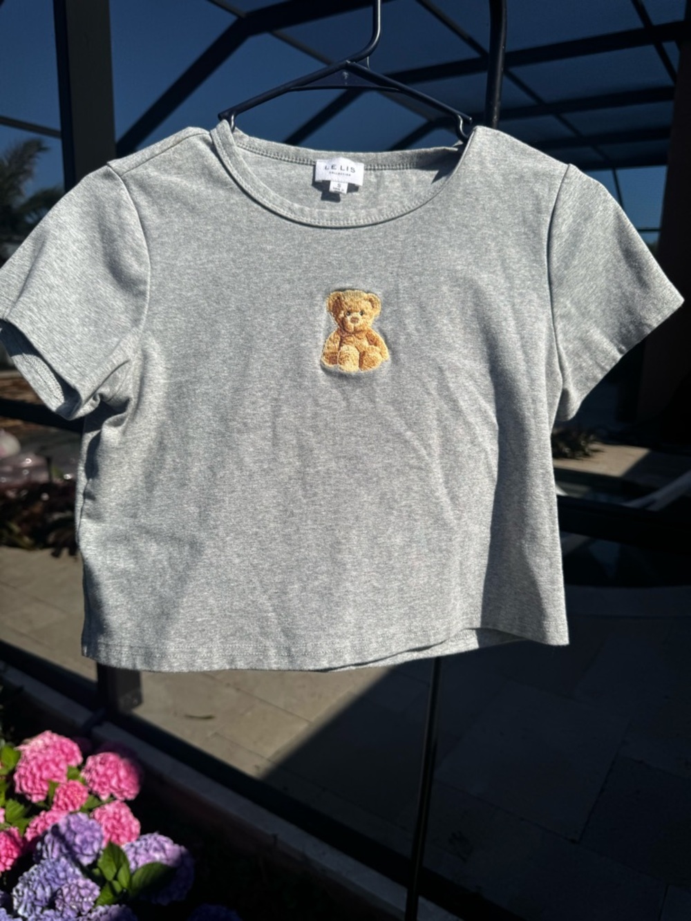 Le Lis Gray Teddy Bear Cropped Tee